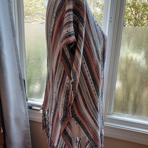 Altar'd State "Wrap" - Picture 3 of 4